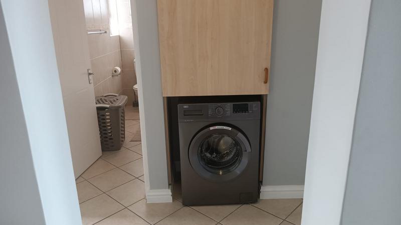 2 Bedroom Property for Sale in Reebok Western Cape
